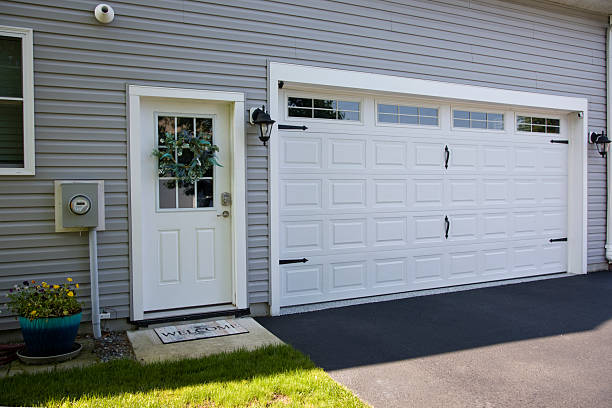 24/7 Emergency Garage Door Panel Replacement experts in Guthrie, OK